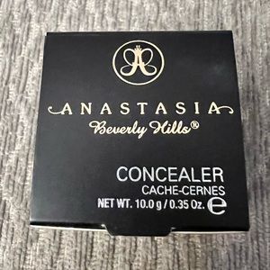 Anastasia Beverly Hills Concealer